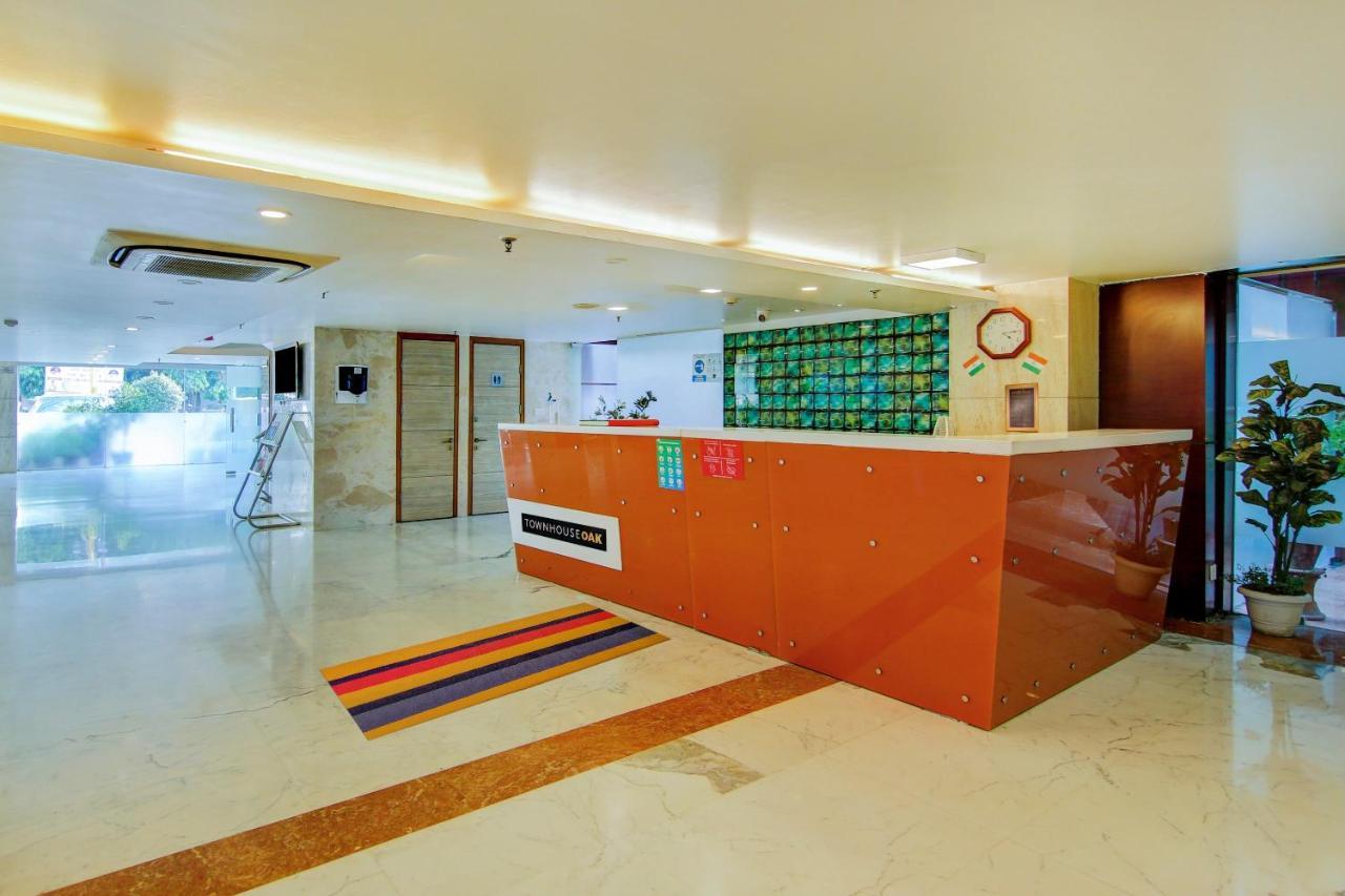 Hotel Townhouse Oak Safdarjung 3*